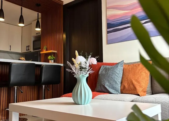 Cozy 2br View Near Filoil For Work & Fam 公寓