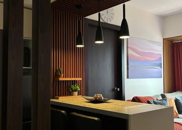 Cozy 2br View Near Filoil For Work & Fam 公寓
