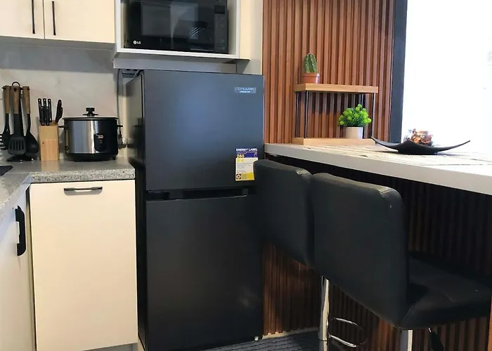 Cozy 2br View Near Filoil For Work & Fam *