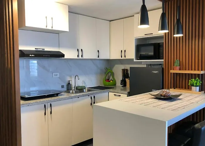 Cozy 2br View Near Filoil For Work & Fam *